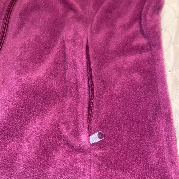 Columbia fleece zip up. Wine color. - Picture 6 of 10
